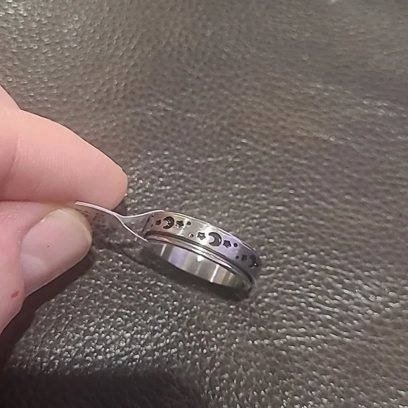 Men's FIDGET RING STAINLESS STEEL SPUNNING RING SIZE 10 - Picture 4 of 5